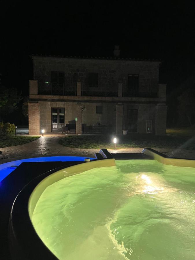 Agriturismo Tenuta Roccaccia ปีติญาโน ภายนอก รูปภาพ