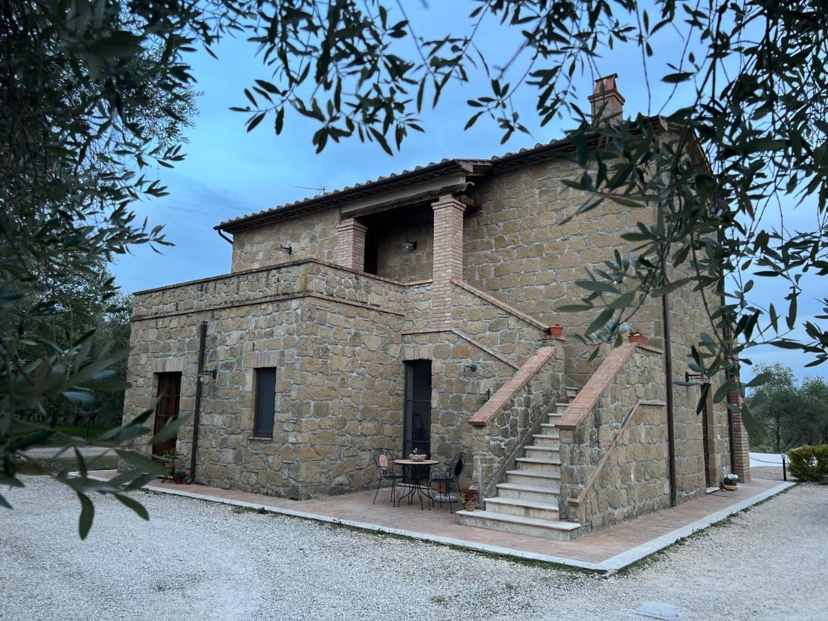 Agriturismo Tenuta Roccaccia ปีติญาโน ภายนอก รูปภาพ