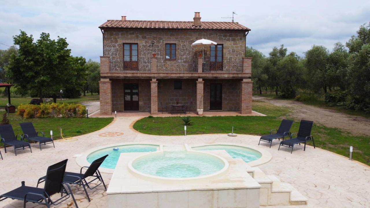 Agriturismo Tenuta Roccaccia ปีติญาโน ภายนอก รูปภาพ