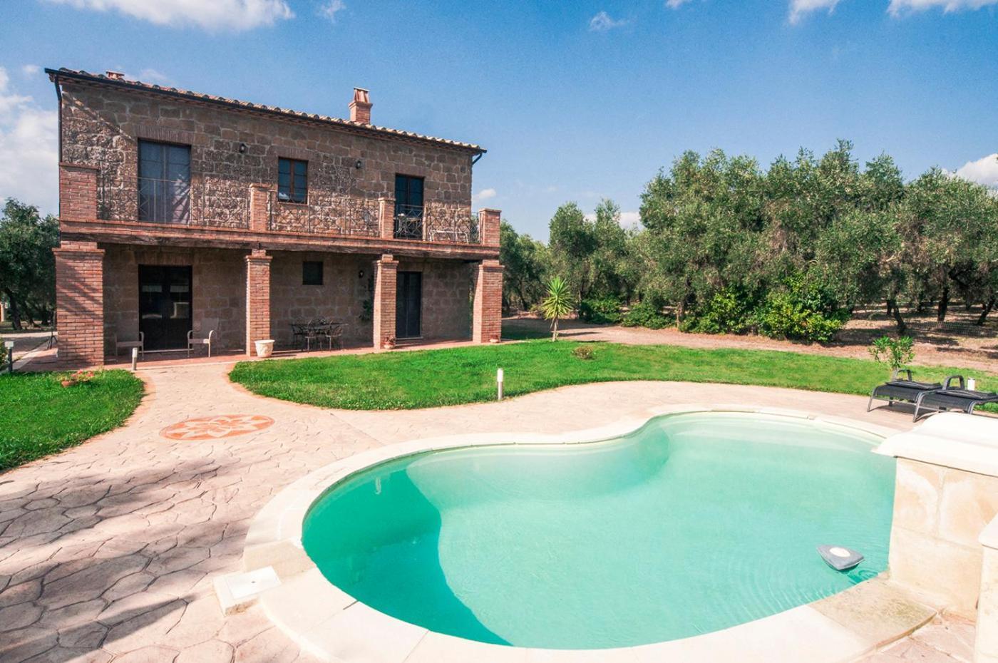 Agriturismo Tenuta Roccaccia ปีติญาโน ภายนอก รูปภาพ