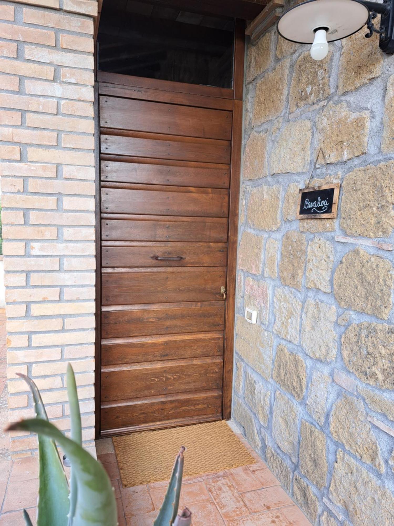 Agriturismo Tenuta Roccaccia ปีติญาโน ภายนอก รูปภาพ