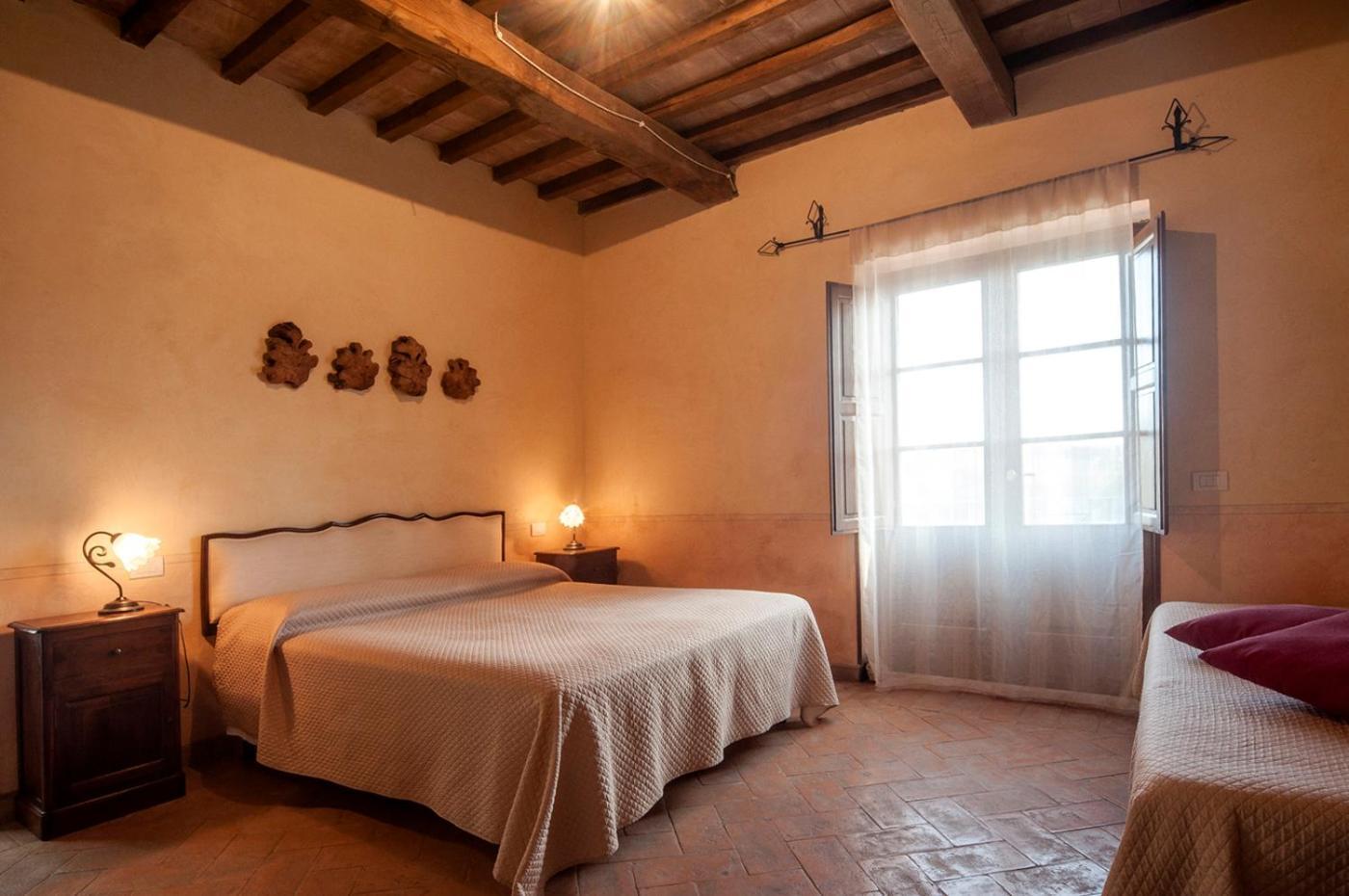Agriturismo Tenuta Roccaccia ปีติญาโน ภายนอก รูปภาพ