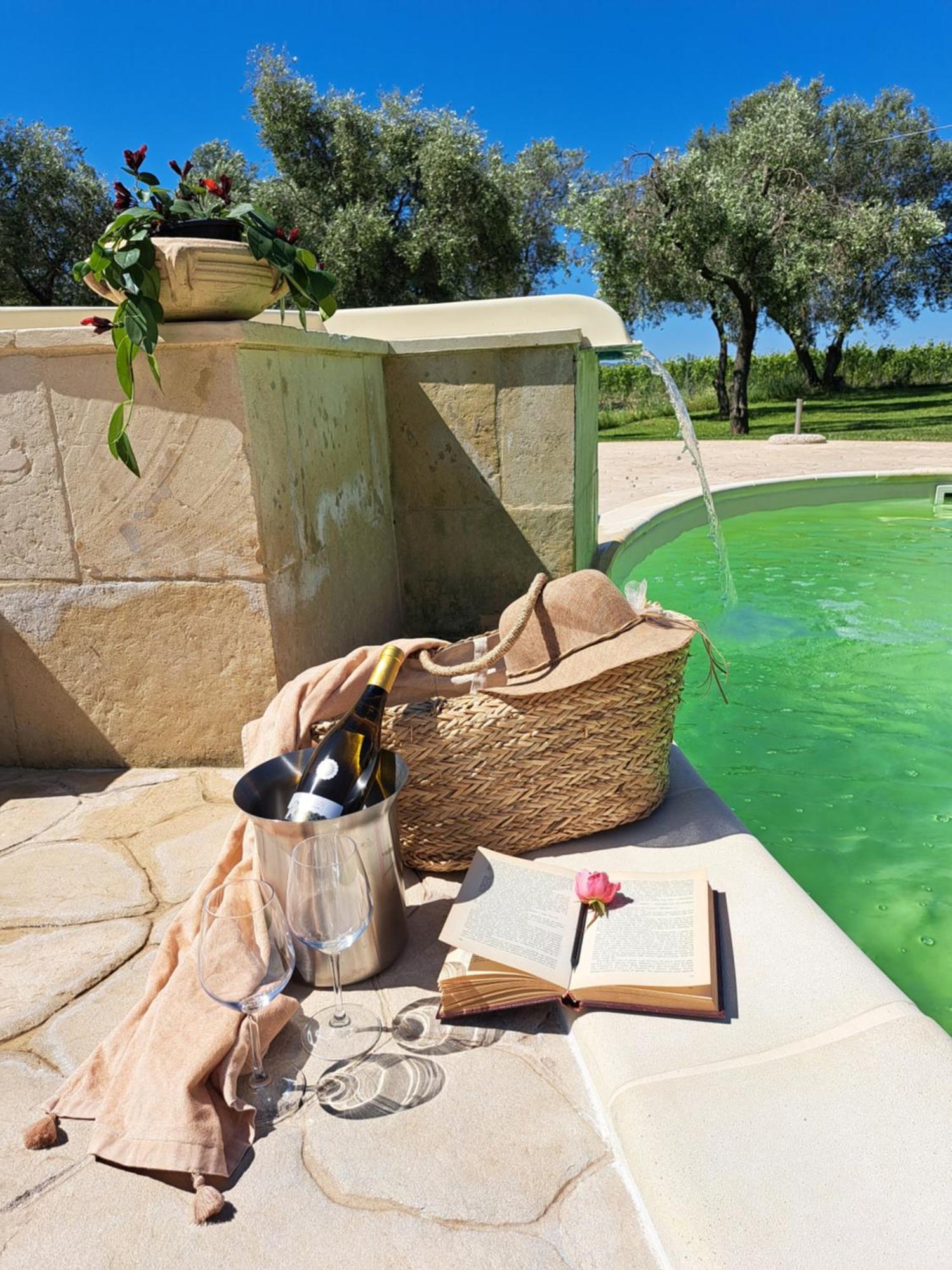 Agriturismo Tenuta Roccaccia ปีติญาโน ภายนอก รูปภาพ