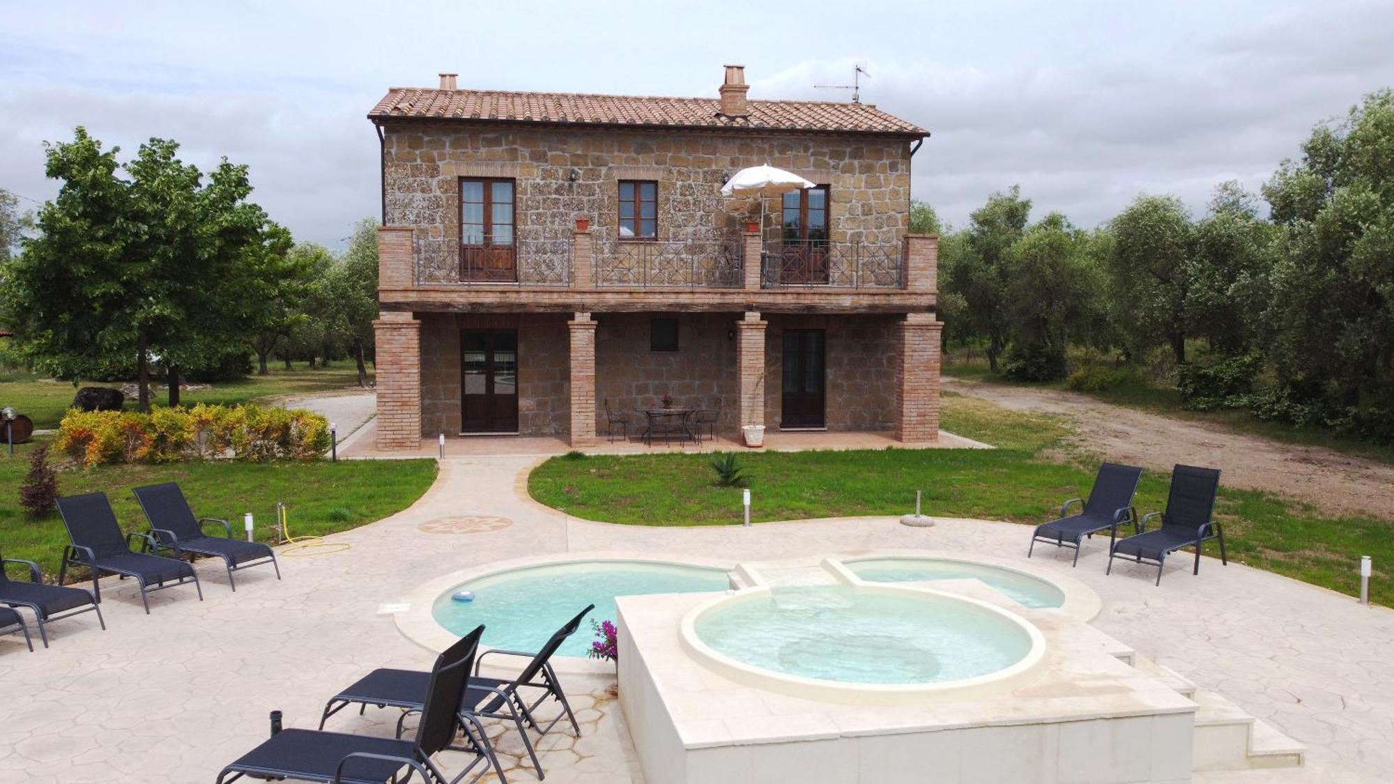 Agriturismo Tenuta Roccaccia ปีติญาโน ภายนอก รูปภาพ